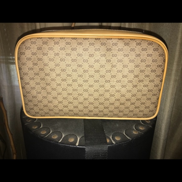 NWT!! Vintage RARE!!!  GG web logo cosmetic case/clutch - Picture 6 of 9